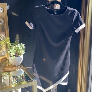 Black right body fitting dress 👗